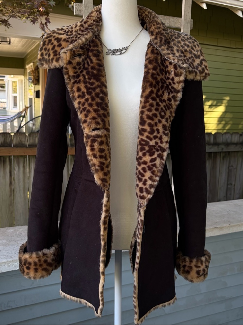 Vintage y2k Black and Leopard Faux Fur Jacket